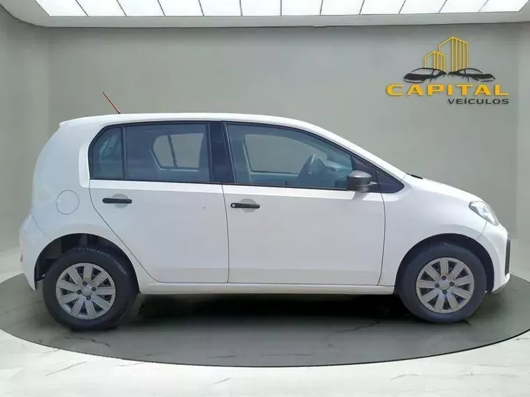 Volkswagen UP Branco 5