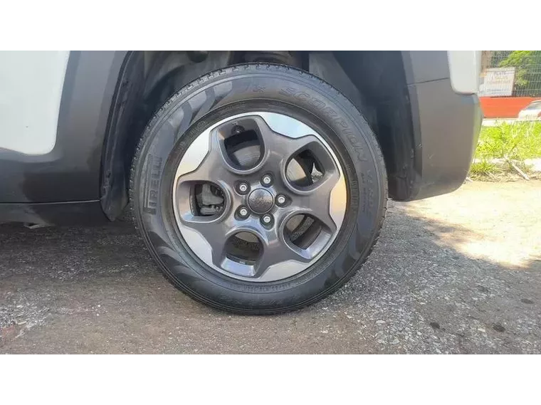 Jeep Renegade Branco 19