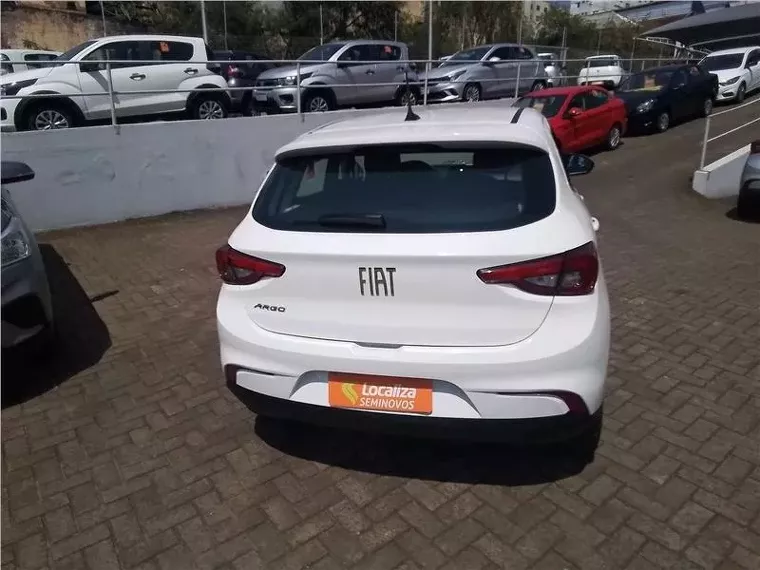 Fiat Argo Branco 2