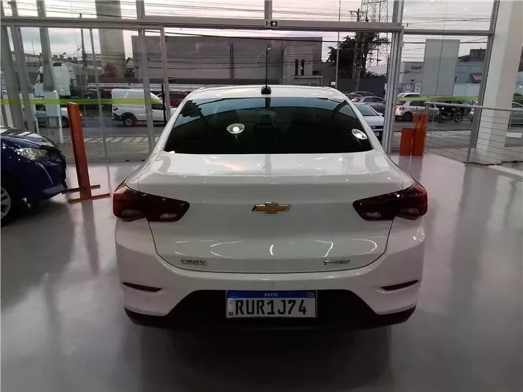 Chevrolet Onix Branco 7