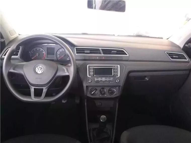 Volkswagen Voyage Branco 9