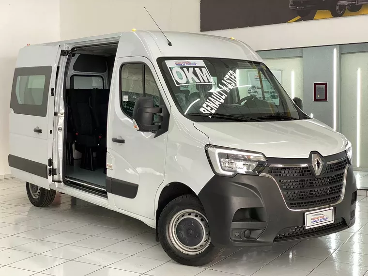 Renault Master Branco 4