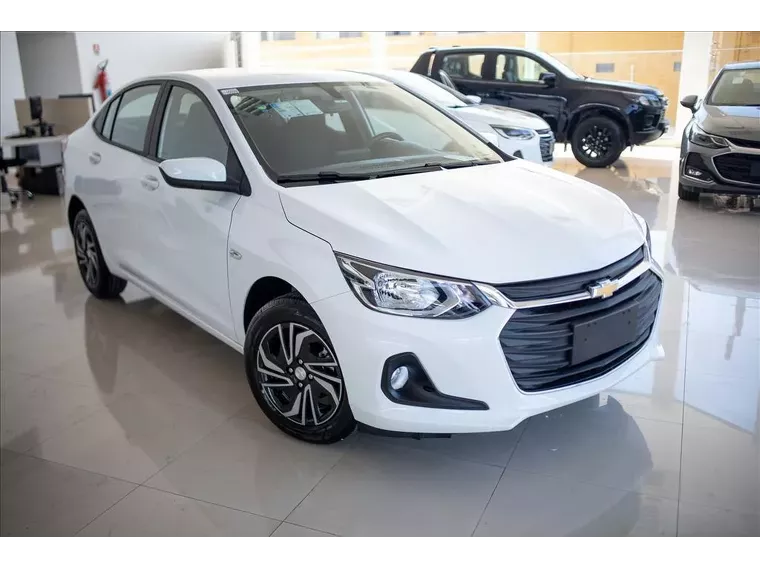 Chevrolet Tracker Prata 16