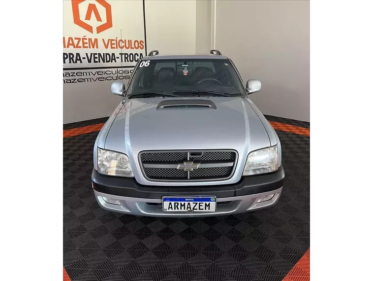 Chevrolet S10 Prata 5