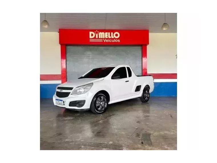 Chevrolet Montana Branco 1