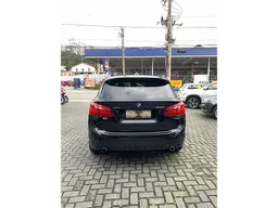 BMW 220i