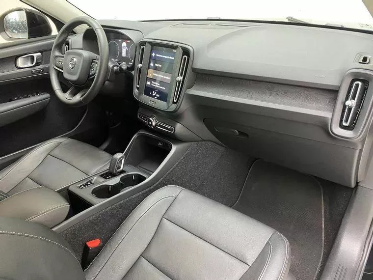 Volvo XC40 Preto 15