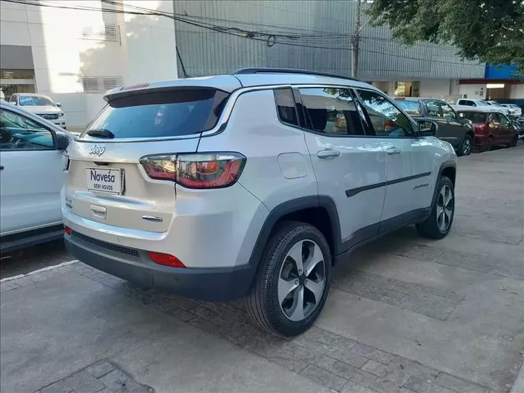 Jeep Compass Prata 10