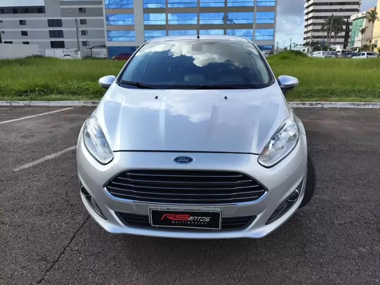 Ford Fiesta Prata 1