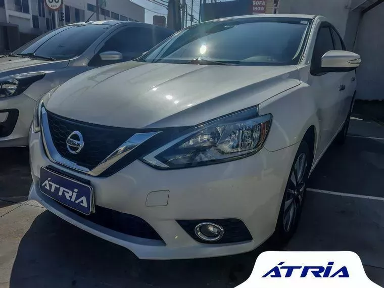 Nissan Sentra Branco 2