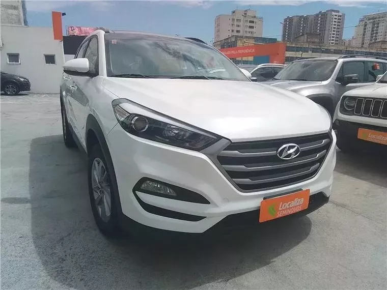 Hyundai Tucson Branco 4