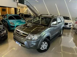 Toyota Hilux SW4