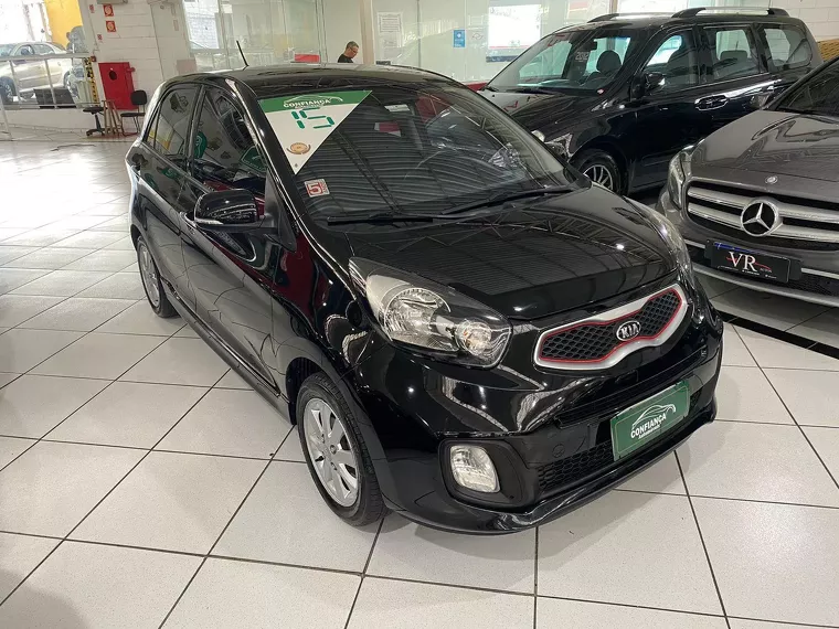 KIA Picanto Preto 14