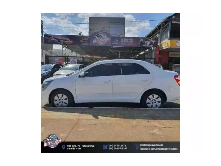 Chevrolet Cobalt Branco 4