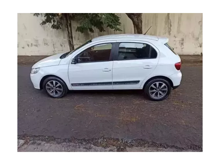 Volkswagen Gol Branco 1