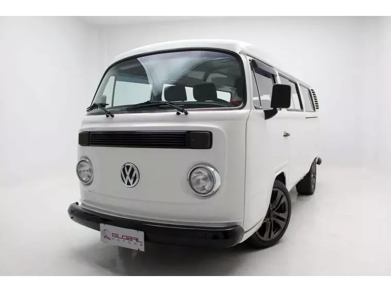 Volkswagen Kombi Branco 21