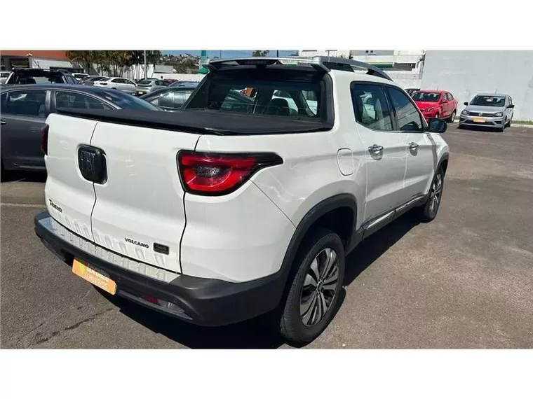 Fiat Toro Branco 2