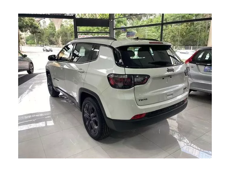 Jeep Compass Branco 8