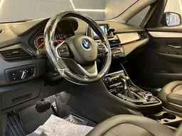 BMW 220i