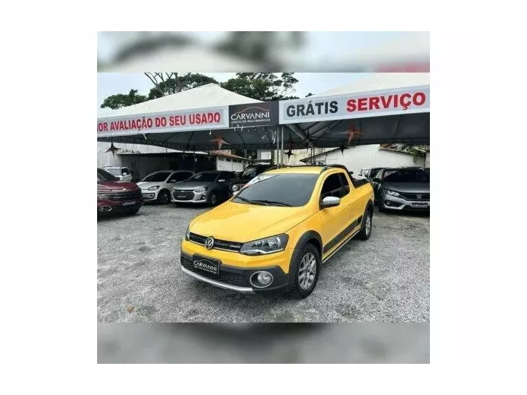 Volkswagen Saveiro Amarelo 1