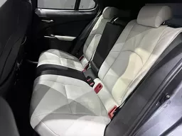 Lexus UX 250H