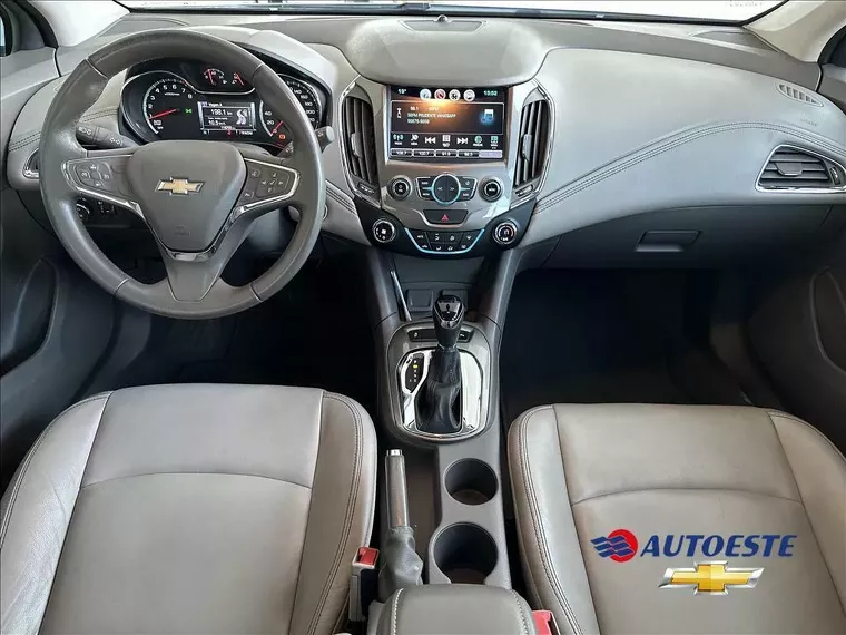 Chevrolet Cruze Branco 4