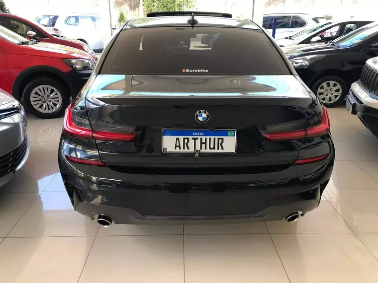 BMW 320i Preto 9