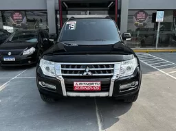 Mitsubishi Pajero Full