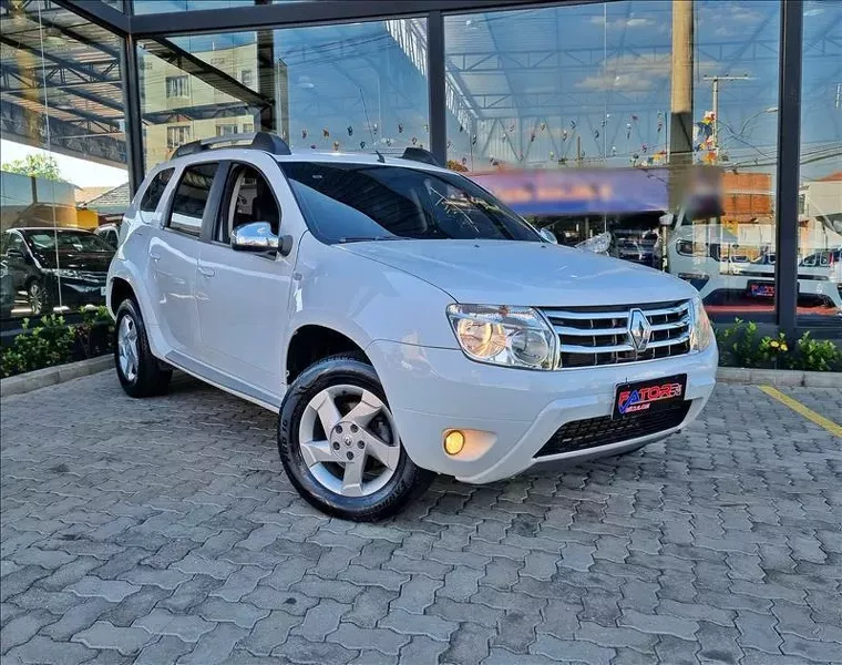 Renault Duster Branco 4