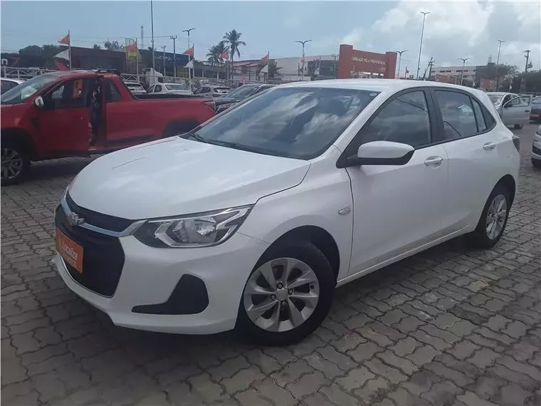 Chevrolet Onix Branco 5