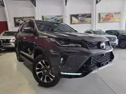 Toyota Hilux SW4