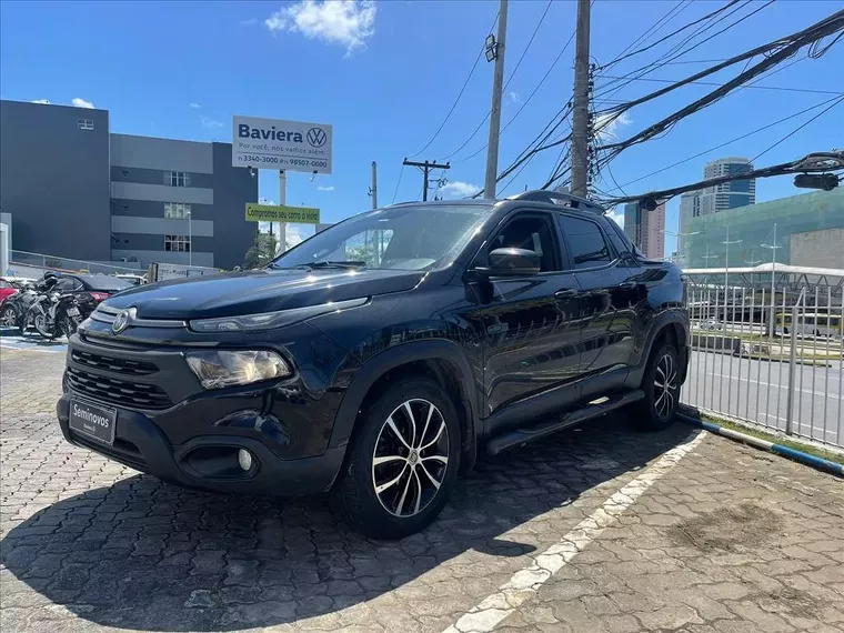 Fiat Toro Preto 6