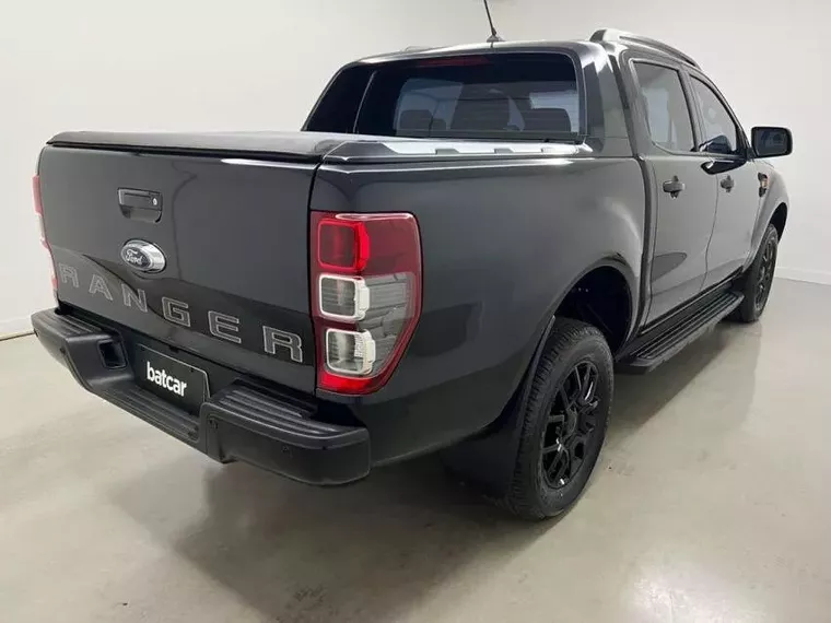 Ford Ranger Preto 9