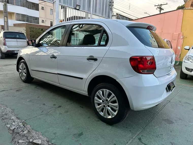 Volkswagen Gol Branco 6