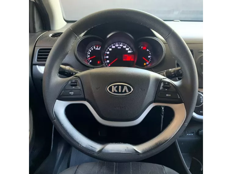 KIA Picanto Branco 4