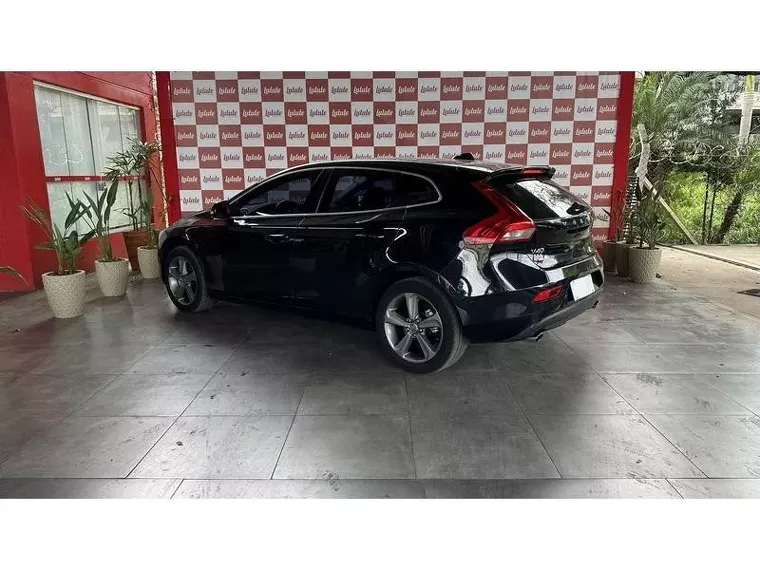 Volvo V40 Preto 3