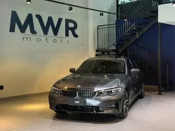 BMW 320i