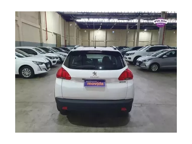 Peugeot 2008 Branco 7