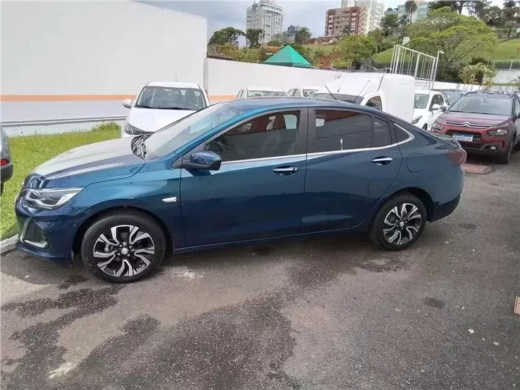 Chevrolet Onix Azul 3