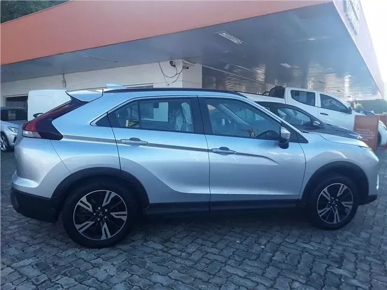 Mitsubishi Eclipse Cross Prata 9