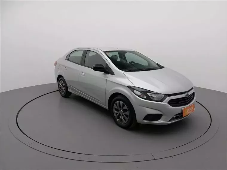 Chevrolet Onix Prata 9