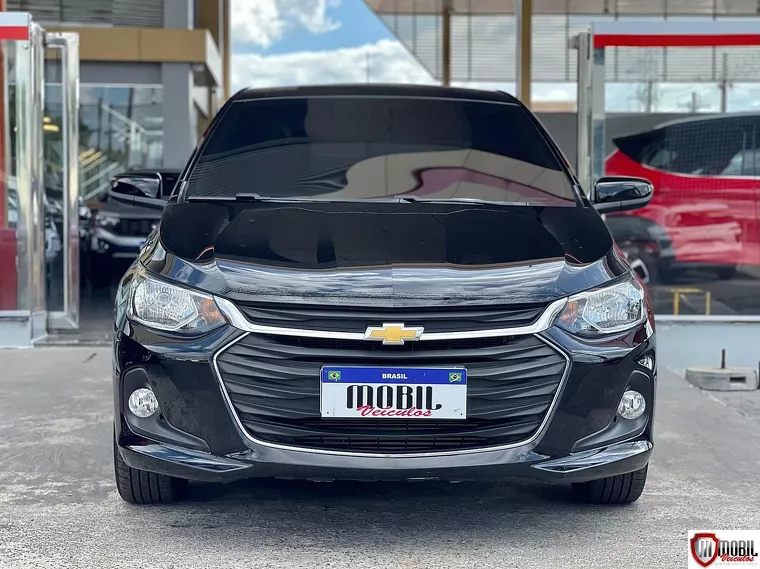 Chevrolet Onix Preto 1