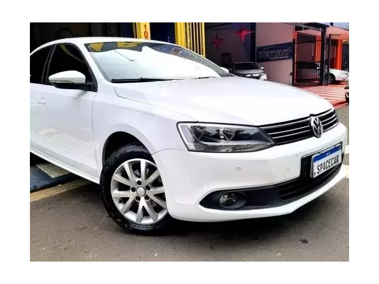 Volkswagen Jetta Branco 7