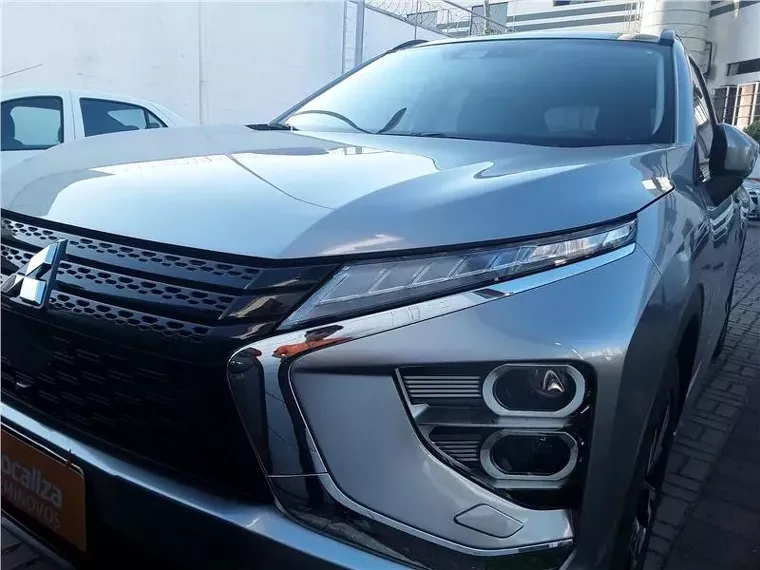 Mitsubishi Eclipse Cross Prata 20