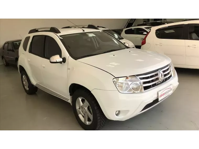 Renault Duster Branco 4