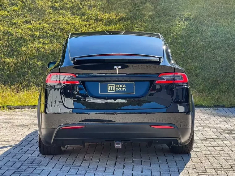 Tesla Model X Preto 9