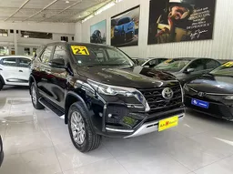Toyota Hilux SW4