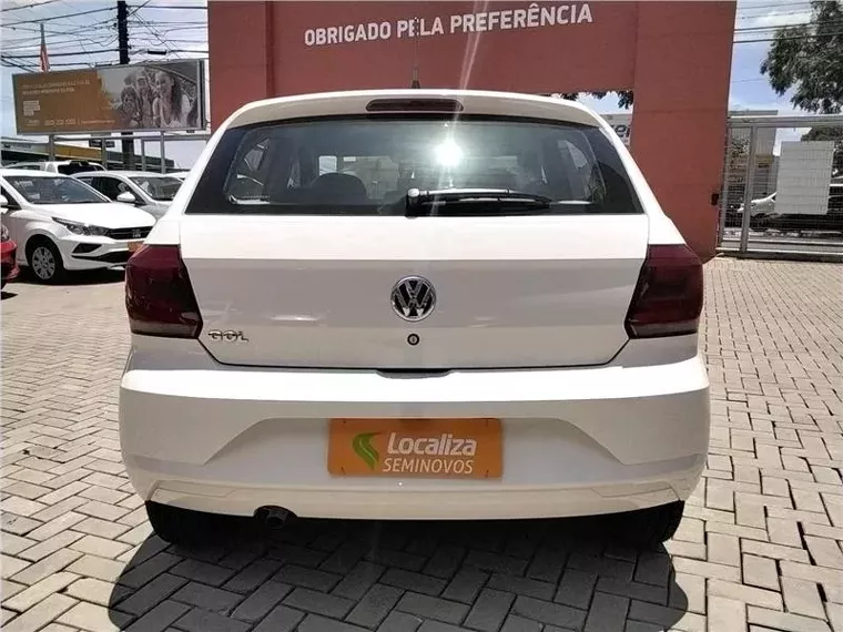 Volkswagen Gol Branco 9