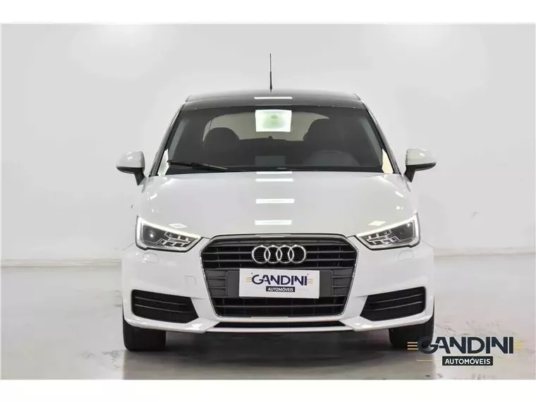 Audi A1 Branco 14