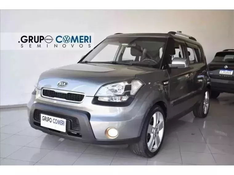 KIA Soul Cinza 5